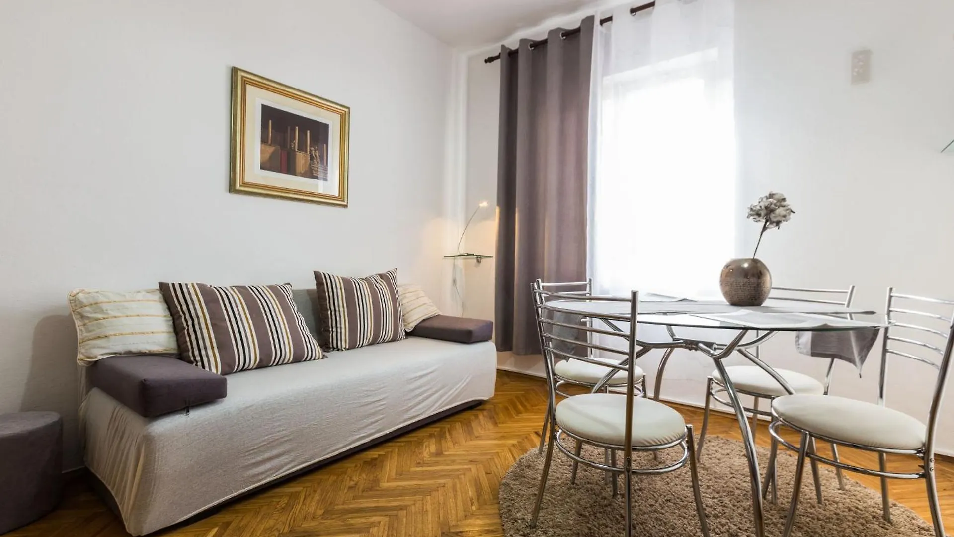 Apartments & Rooms Hosana Zadar 0*,
