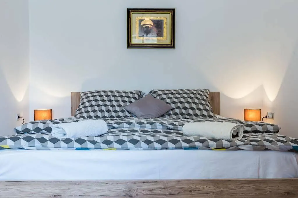 Apartments & Rooms Hosana Zadar