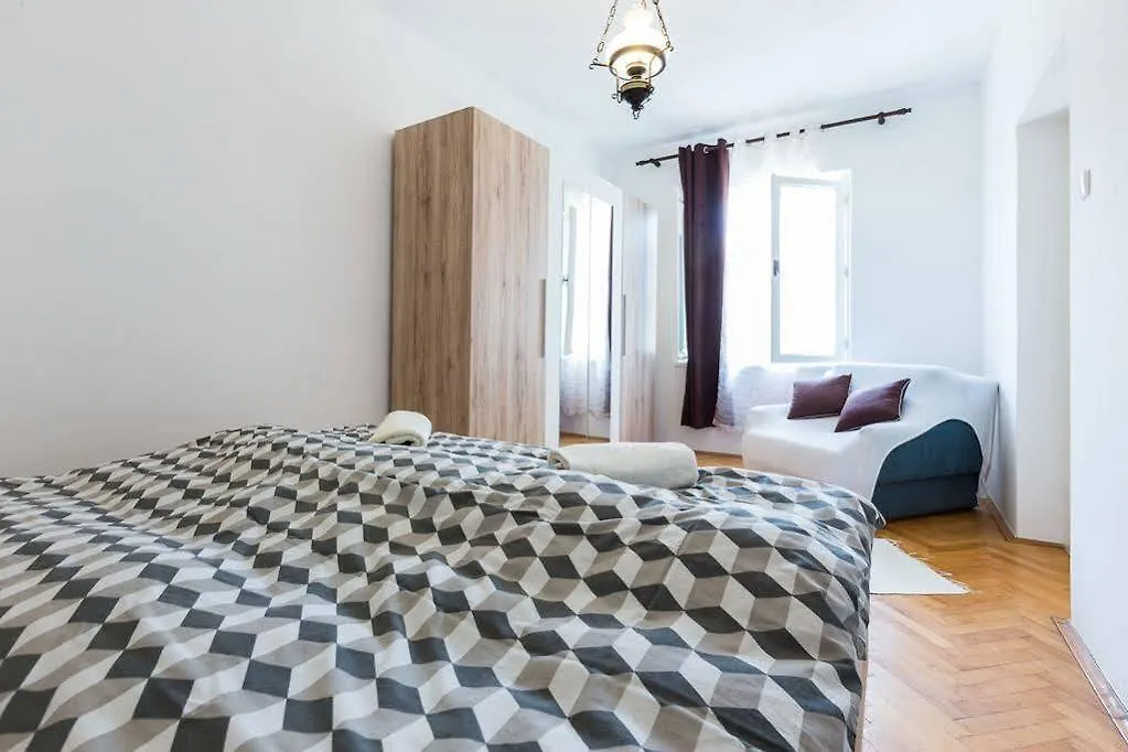 Apartments & Rooms Hosana Zadar